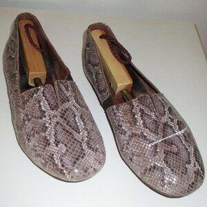 Born Womens Tan Leather Snakeskin Moccasin - Size 8M